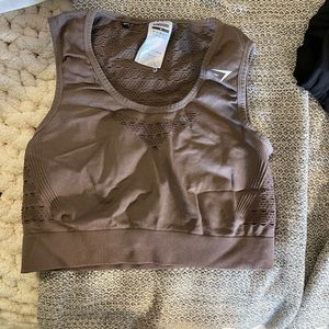 Women’s Gymshark workout crop top